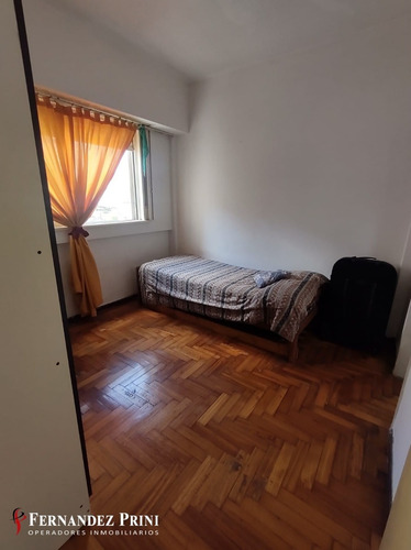 Imagen 10 de 12 de Muy Buen Departamento 2 Ambientes En Ultimo Piso