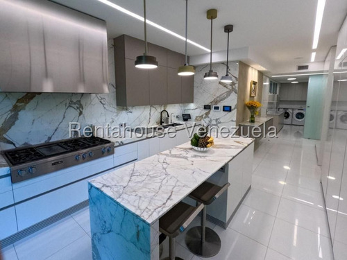 Csalad Apartamento (dúplex) En Venta En Campo Alegre, Distrito Metropolitano