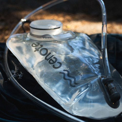 Bolsa De Hidratación Cenote 2l Clear