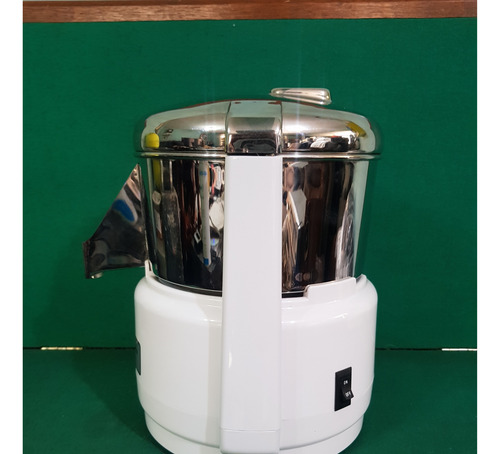 Extractor De Jugos Profesional Waring Pro (Usado)