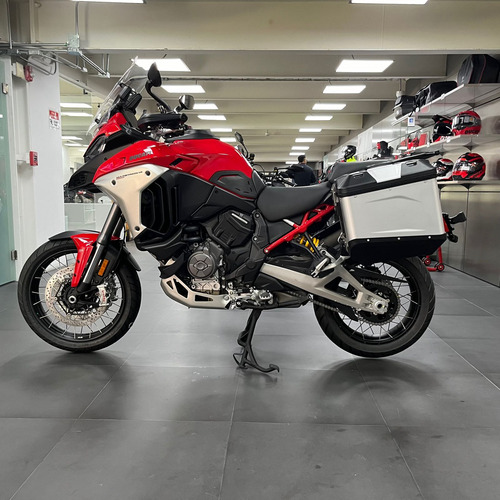Ducati Multistrada V4 Rally 2024 / Agencia Ducati Esmeralda