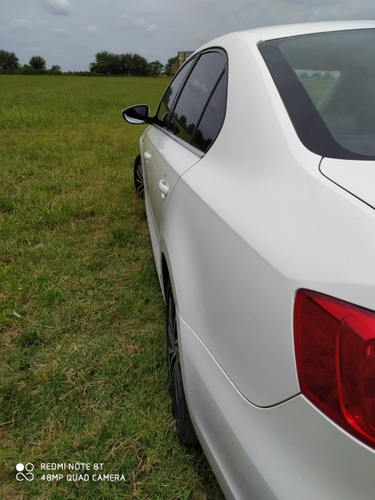 Volkswagen Vento 2.0 Sportline Tsi 200cv Dsg 2013