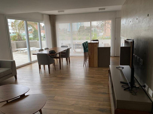 Imagen 7 de 22 de Departamento De 2 Dormitorios 2 Baños Con Piscina Propia