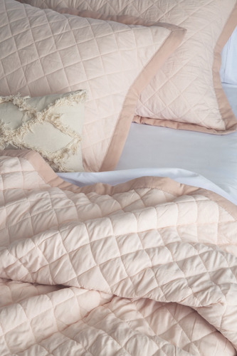 Imagen 3 de 10 de Kit Cover King Palette 3 Piezas Matelaseado En Diamante