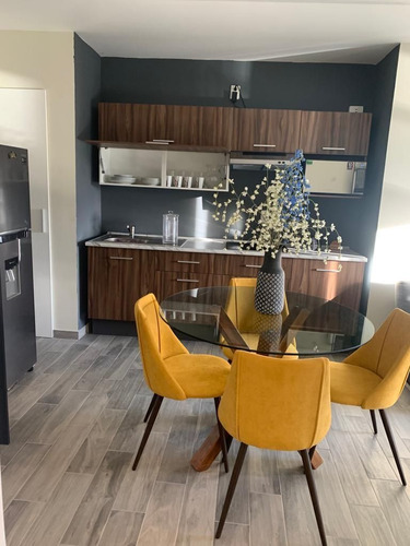Departamento En Torre Adamant