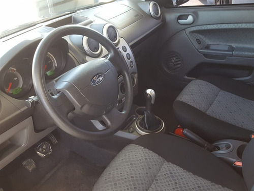 Ford Fiesta 1.6 Rocam Se Plus Hatch 8v Flex 4p Manual
