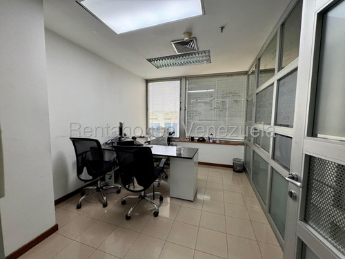Rf Oficina En Venta En Campo Alegre Torre Europa Remodelada