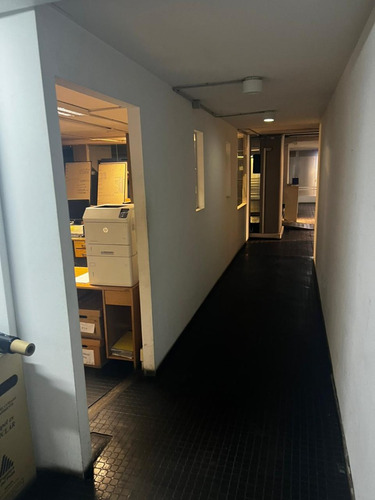 Alquiler Oficinas/local/consultorio(900m2) En Pleno Centro