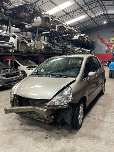 Honda Fit 2005 1.4 Automático Para Retirada De Peças