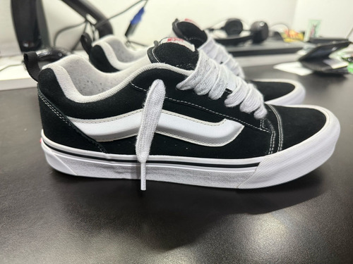 Vans Knu Skool 9,5 Us (Usado)