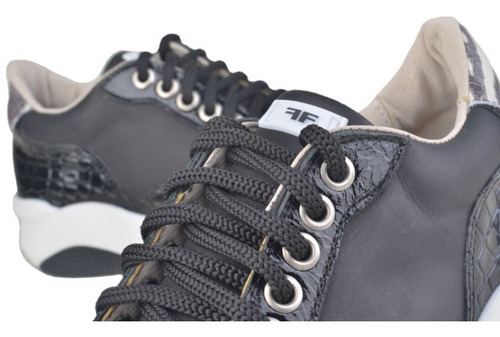 Imagen 9 de 10 de Zapatillas Urbanas De Mujer De Cuero Lara - Ferraro