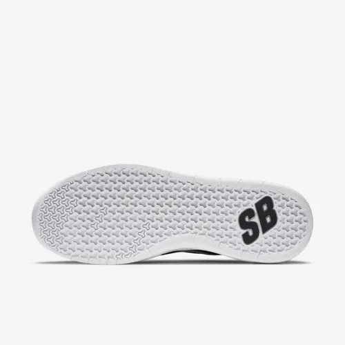 Nike sb nyjah free skate shoes hotsell