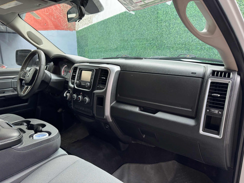 Dodge Ram 1500 Crew Cab Slt V8 4x4 2022