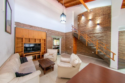 Dúplex En Venta En La Plata, 3 Dormitorios