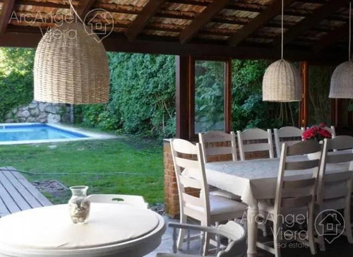 Casa Con Piscina Muy Cerca Al Mar En Punta Del Este 2 - Playa Mansa