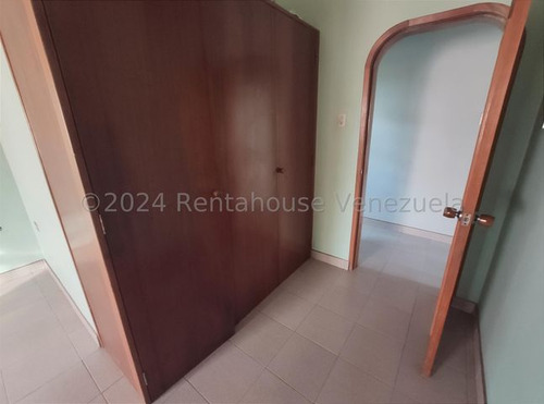 Milagros Inmuebles Casa Venta Barquisimeto Lara Zona Norte El Cuji Economica Residencial Economico Código Inmobiliaria Rent-a-house 24-15188