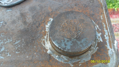 Antigua Lata Aceite Shell Motor Oil 20 Litros Ostra En Tapa (Usado)