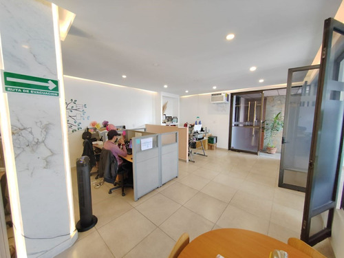 Oficina En Venta, Satélite, 109 M2