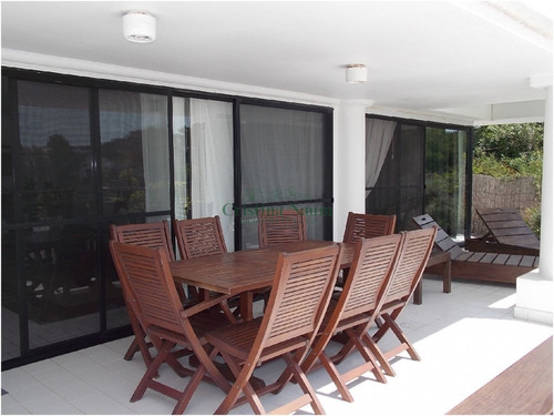 Apartamento En Rincon Del Indio, 4 Dormitorios *- Ref: 15757