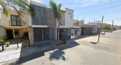 Casa En Venta, Remate Hipotecario, Col. Huentitlan El Bajo, Guadalajara , Jalisco. Laab2