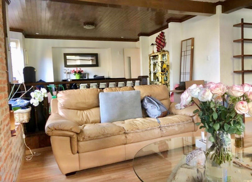 Imagen 6 de 10 de Casa Con Jardín Amplio