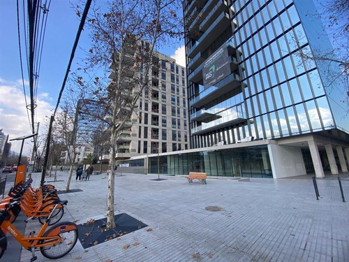 Imagen 8 de 12 de Arriendo Local Comercial En Vitacura 414 M2