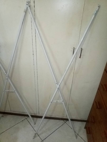Imagen 1 de 3 de Carpa Toldo Rematando Parales Tubos Laterales 1,47mtx57cm