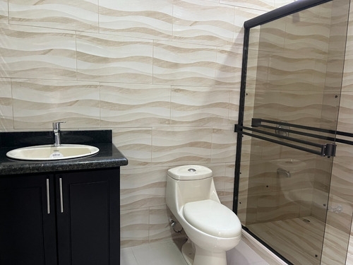 Imagen 14 de 19 de Venta Casa En Residencial Tenerife En San Francisco Heredia, Casa Nueva, Acabados Lujo, Amplios Espacios Y Muy Iluminada