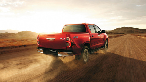 Toyota Hilux 4x4 D/c Srv 2.8 Tdi 6 M/t 2021