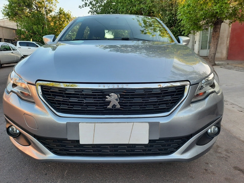 Imagen 3 de 15 de Peugeot 301 2017 1.6 Allure