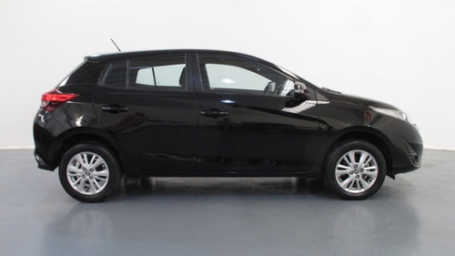 Imagen 6 de 15 de Toyota Yaris S 2019