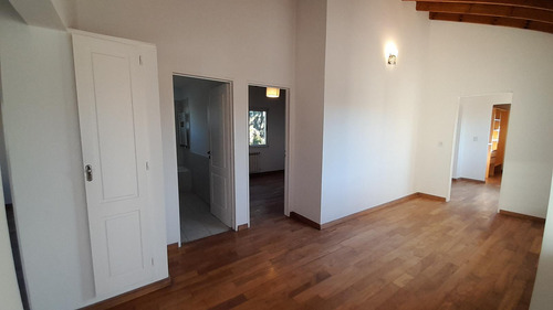 Casa En Venta En Barrio San Isidro Labrador, Villanueva, Tigre