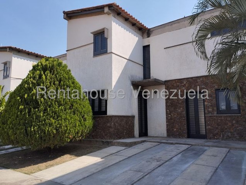 Jean Pavon Tiene Espectacular Casa En Alquiler En La Avenida Los Rastrojos Cabudare Lara 1 6 8 1 4
