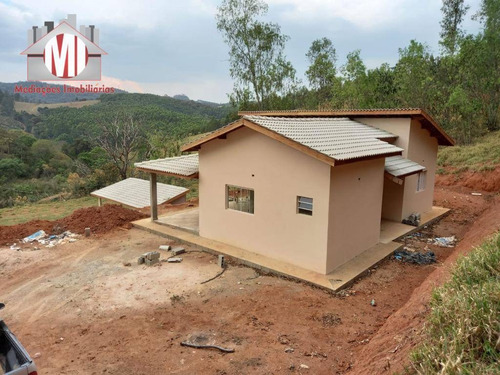 Linda Chácara Com 02 Dormitórios, Piscina, Edícula Gourmet E Lago, À Venda, 5000 M² Por R$ 450.000 - Pedra Bela - Pedra Bela/sp - Ch0789