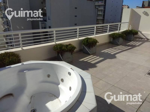 Imagen 12 de 14 de Flores 2 Ambientes Balcon Frente Con Cochera Cubierta Doble