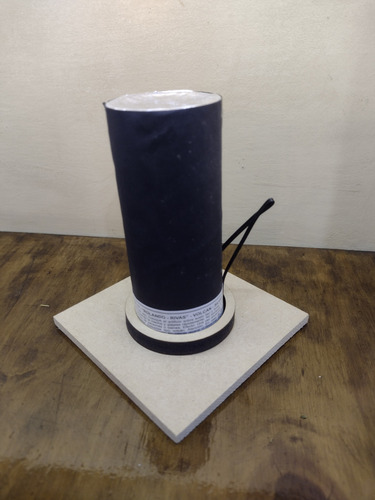 Volcán / Chispa Fría 4m X 30 Seg Con Base De Fijación