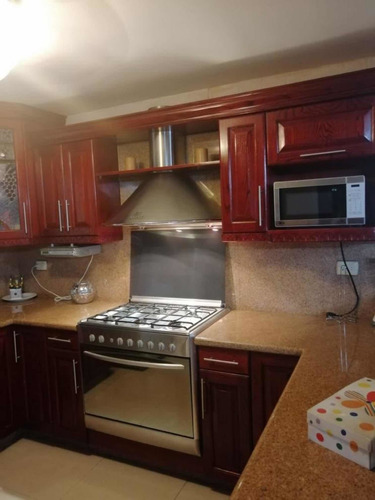 Imagen 13 de 17 de Casa De 3 Recamaras Y 5 Baños Y Cochera Para 2 Carros