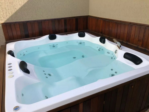 Spa Copacabana P/7pessoas C/hidromassagem E Aquecedor !!