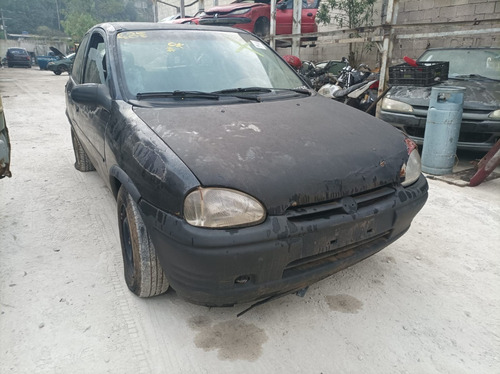 Imagem 1 de 7 de Gm Corsa Gl 1.4 8v 1995 Sucata Somente Peças