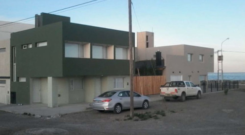 Retasada! Gran Oportunidad De Inversión! Casa Y Dos Deptos.