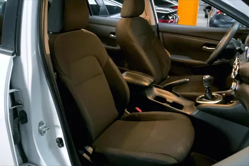 Nissan Sentra 2023