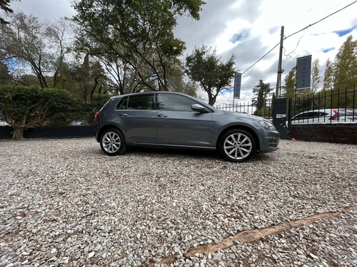 Imagen 5 de 10 de Volkswagen Golf 2017 1.4 Comfortline Tsi