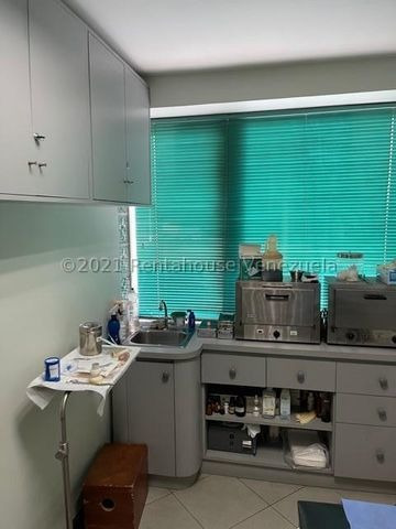 Imagen 9 de 14 de Y 22-2880 Consultorio En Alq En S Bernardino