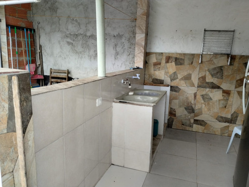 2 Quartos 1 Banheiro Casa