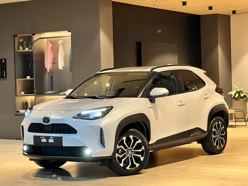 Toyota Yaris Cross 1.5 Hev Xs