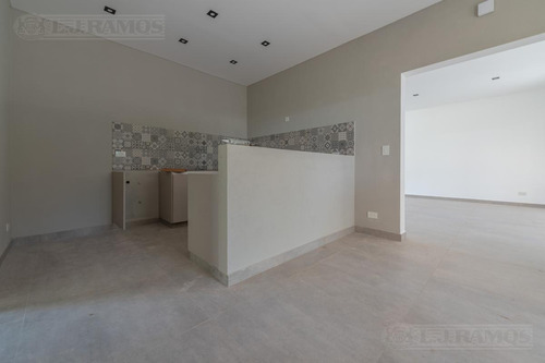 Casa De Una Planta En San Matías Pg