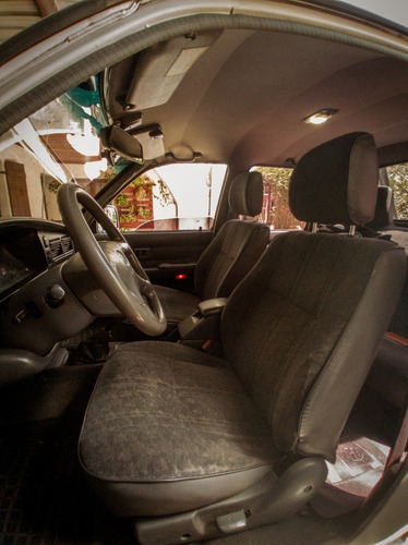Toyota Hilux Srv 3.0d Doble Cabina