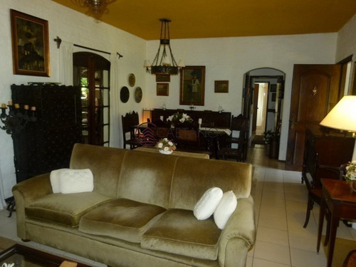 Hermosa Casa Tradicional!- Ref: 2606