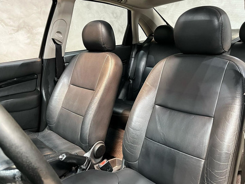 Ford Focus Ghia 2.0 Lfc