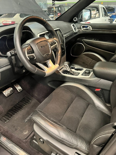 Imagen 7 de 8 de Jeep Grand Cherokee Srt